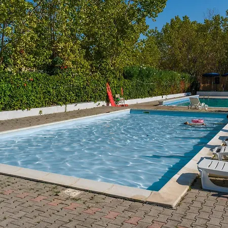 Campsite Gold Coast Village *
